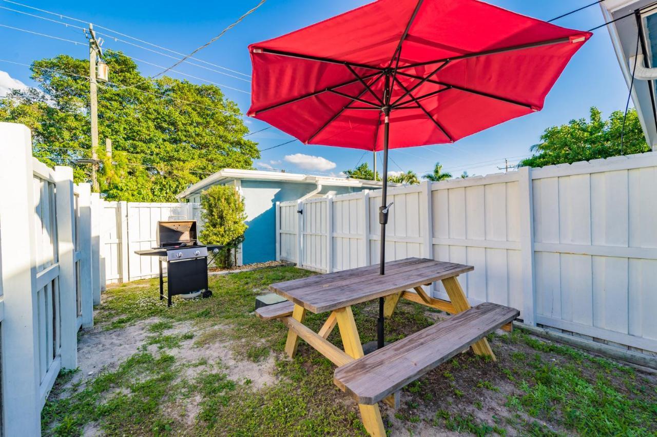Beach Chairs, Good Kitchen, Strong Wifi On 14Th Ave Fort Lauderdale Exterior photo